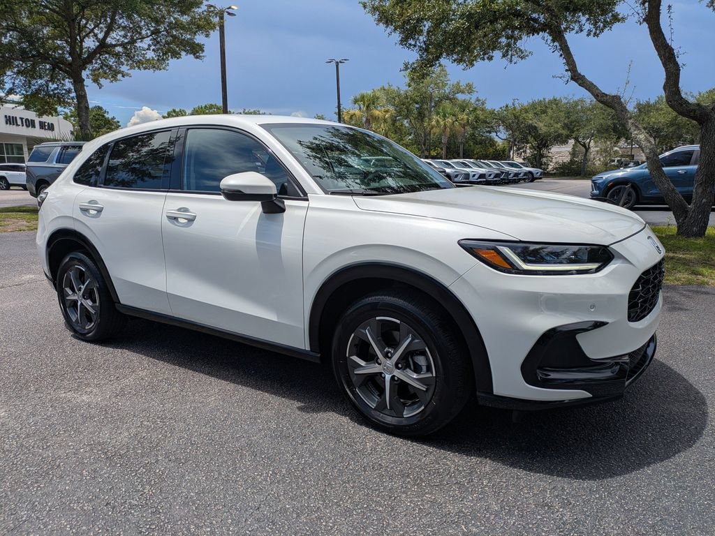 Used 2024 Honda HR-V EX-L image 2
