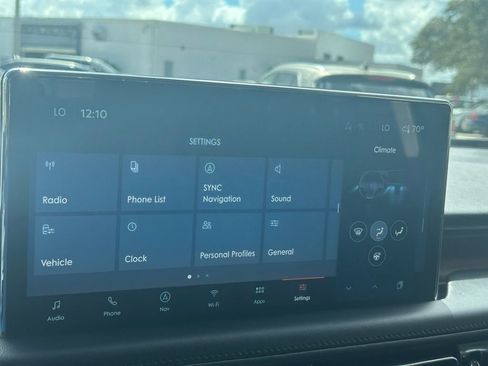 Used 2023 Lincoln Nautilus Reserve w/ Equipment Group 202A image 17