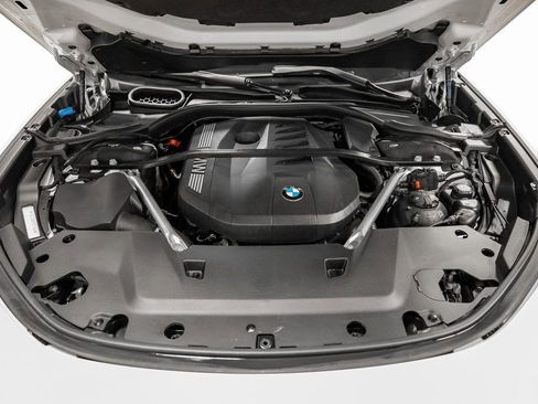 Used 2023 BMW 740i w/ Luxury Rear Seating Package image 57