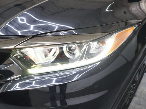 Used 2022 Honda HR-V Sport image 27
