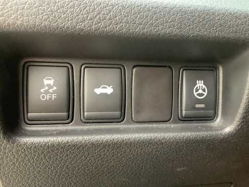 Used 2015 Nissan Altima 2.5 SV w/ Convenience Package FWD image 30