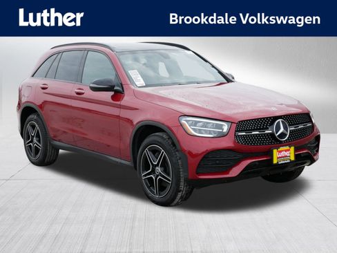 Used 2021 Mercedes-Benz GLC 300 4MATIC image 1
