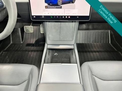 Used 2024 Tesla Model 3 Standard Range RWD image 10