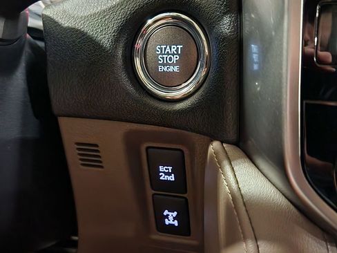 Used 2023 Lexus GX 460 Premium image 40