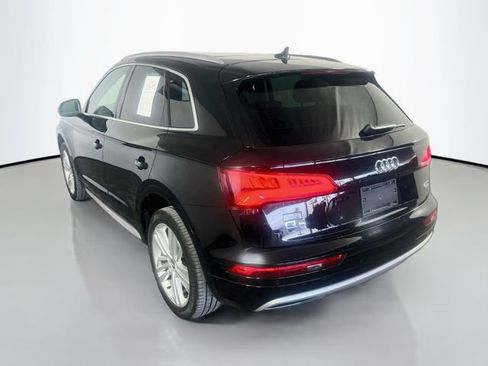 Used 2018 Audi Q5 2.0T Premium Plus w/ Premium Plus Package AWD/4WD image 6