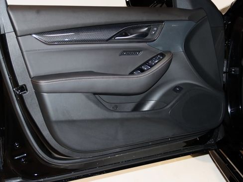 Used 2026 Cadillac CT5 Sport w/ Technology Package image 37