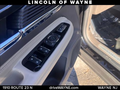 Certified 2022 Lincoln Corsair AWD w/ Equipment Group 101A image 13