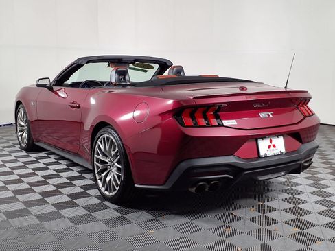 Used 2025 Ford Mustang GT Premium RWD image 5
