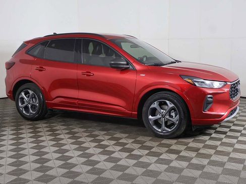 Used 2024 Ford Escape ST-Line FWD image 12