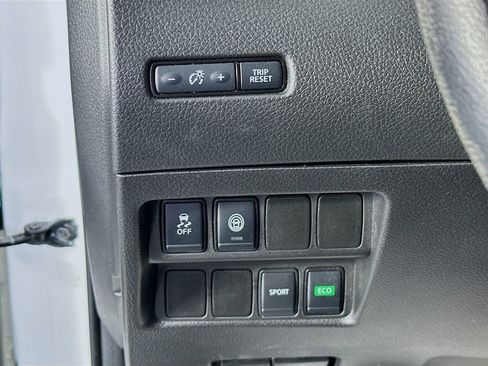 Used 2021 Nissan Rogue Sport S FWD image 10