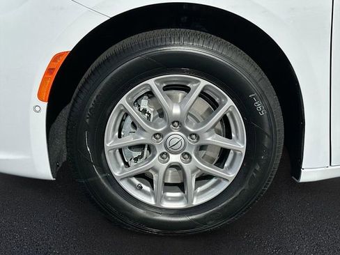 New 2025 Chrysler Pacifica Select w/ Fav Edition Package image 19