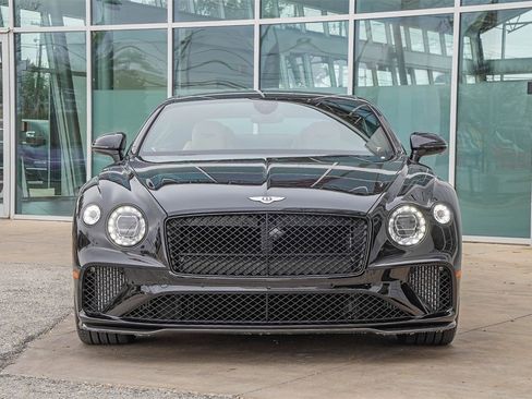 Used 2024 Bentley Continental GT image 53