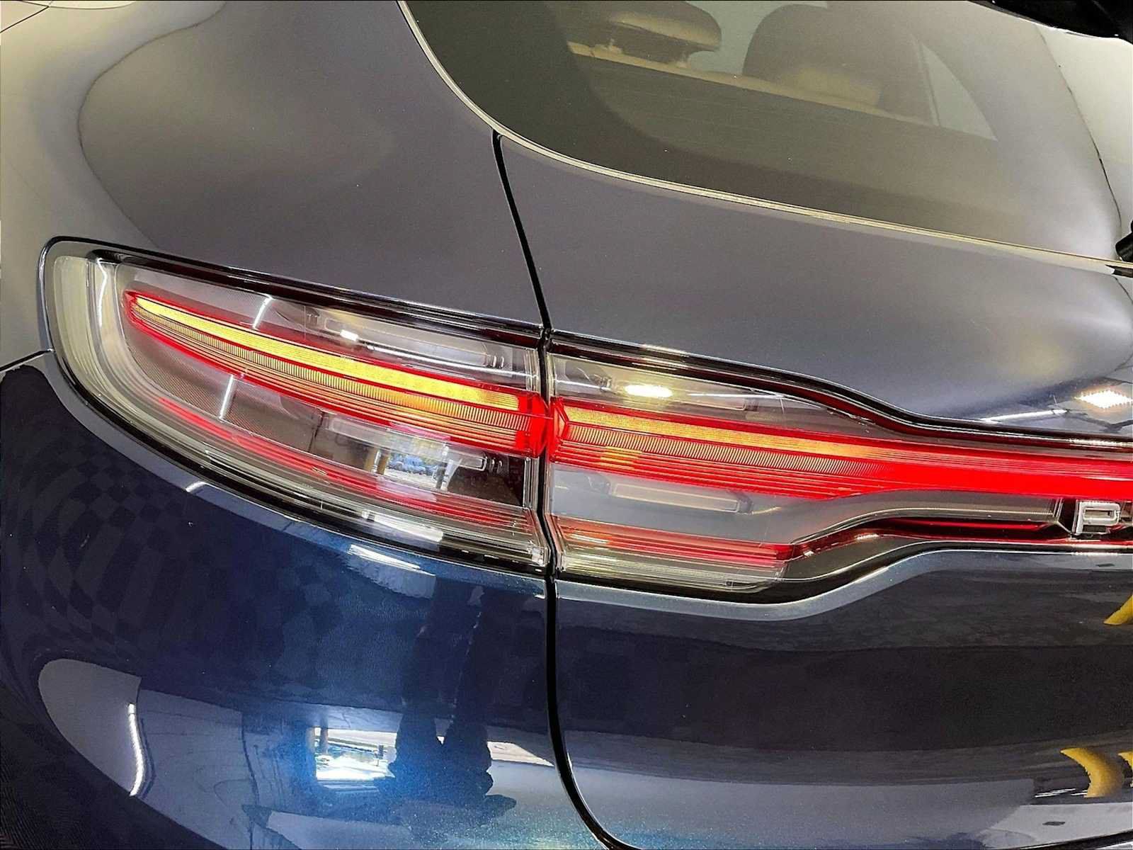 Certified 2021 Porsche Macan S w/ Premium Package Plus AWD/4WD image 30