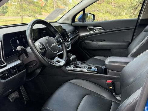 Used 2023 Kia Sportage EX AWD/4WD image 10