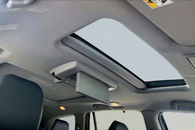 Used 2022 Honda Pilot Elite image 26