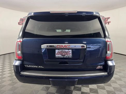 Used 2017 GMC Yukon XL Denali w/ Open Road Package AWD/4WD image 6