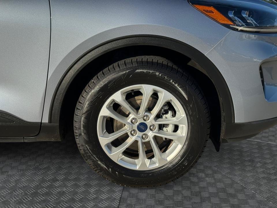 Used 2022 Ford Escape SE w/ Convenience Package AWD/4WD image 29