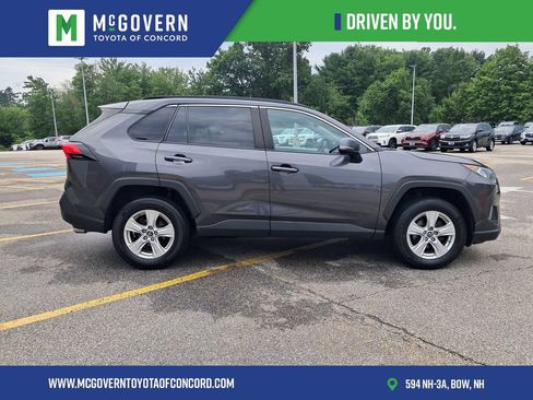Used 2019 Toyota RAV4 XLE w/ Convenience Package AWD/4WD image 7