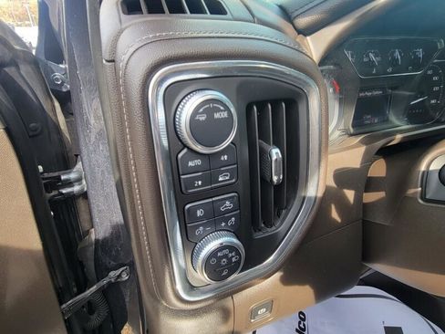 Used 2020 GMC Sierra 1500 SLT w/ SLT Premium Package image 10