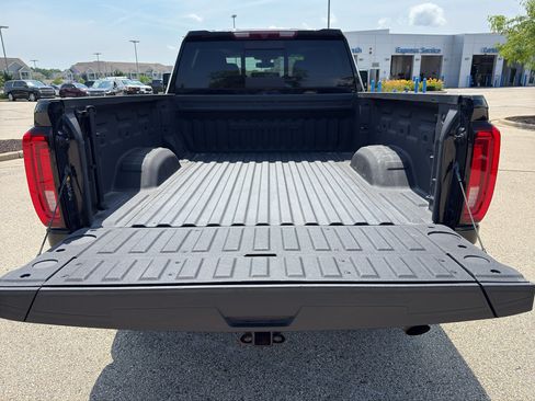 Used 2023 GMC Sierra 2500 Denali AWD/4WD image 13