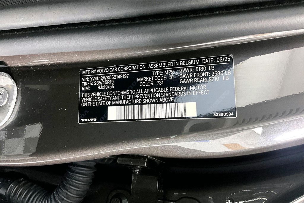Used 2025 Volvo V60 B5 Cross Country Plus AWD/4WD image 32