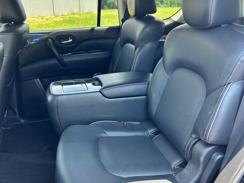 Used 2024 INFINITI QX80 Luxe RWD image 10