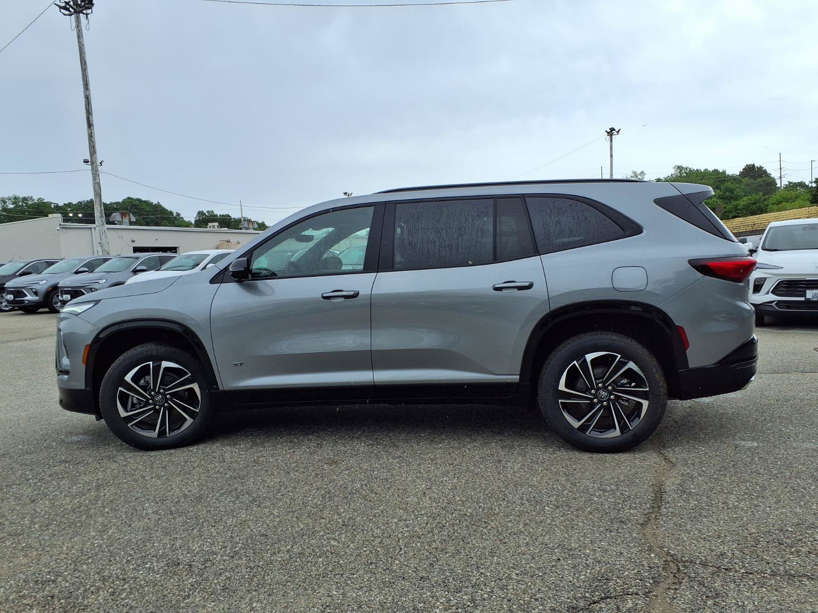 New 2026 Buick Enclave Sport Touring w/ Power Package FWD image 24