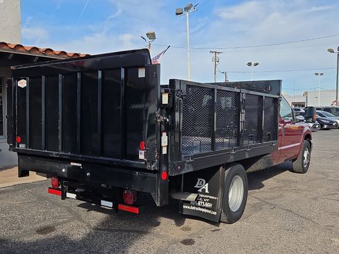 Used 2016 Ford F350 XLT w/ XLT Interior Package image 4