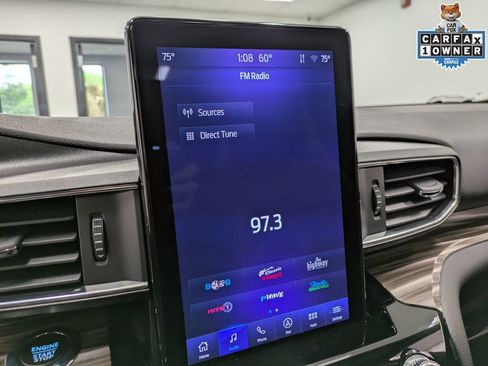 Used 2023 Ford Explorer Limited w/ Limited Technology Package AWD/4WD image 12