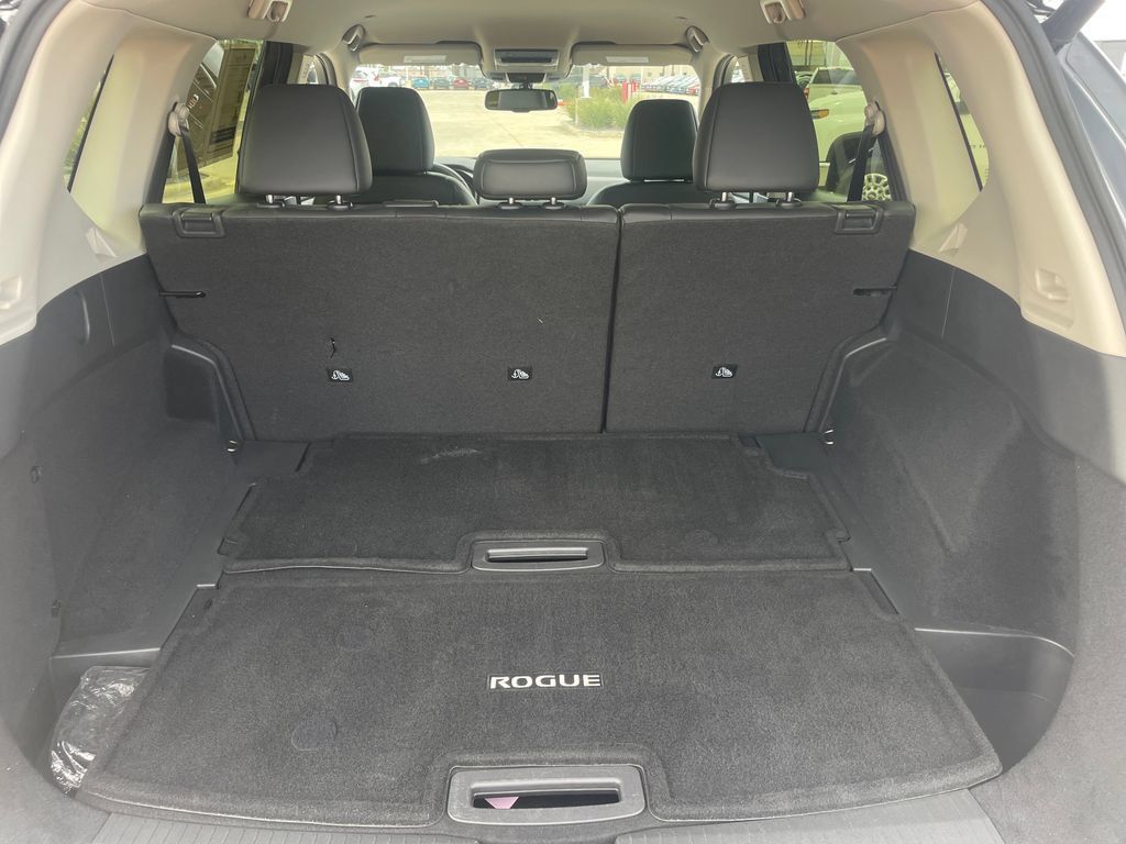 Certified 2024 Nissan Rogue SL AWD/4WD image 26
