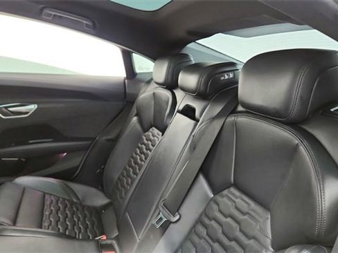 Used 2023 Audi e-tron GT Premium Plus w/ Performance Package image 27