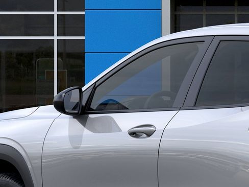New 2026 Chevrolet Trax RS w/ Driver Confidence Package FWD image 12