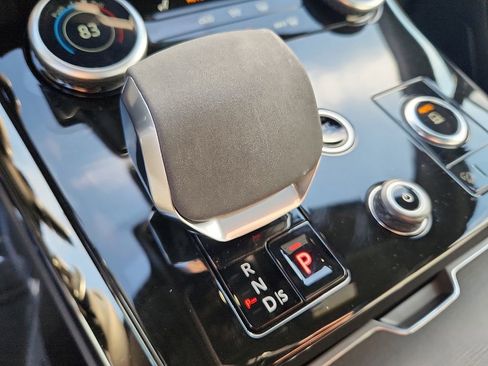 Used 2023 Land Rover Range Rover Sport SE Dynamic image 13