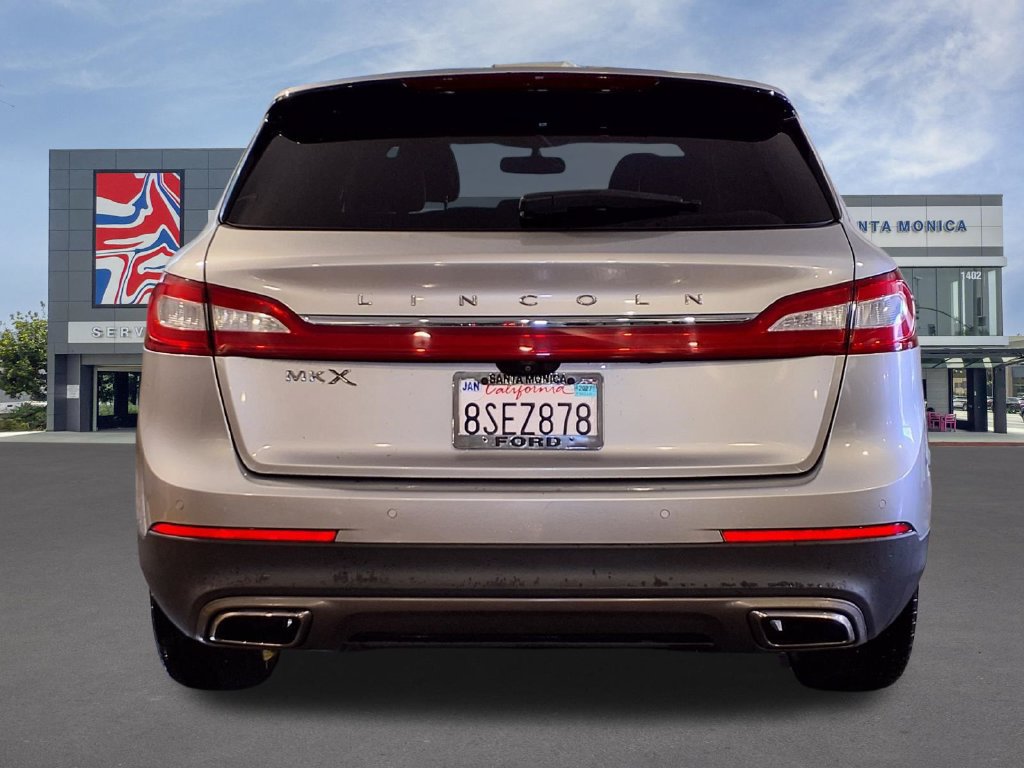 Used 2018 Lincoln MKX Reserve FWD image 25