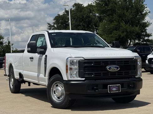 New 2026 Ford F250 XL RWD image 2
