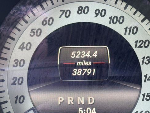 Used 2014 Mercedes-Benz C 250 Sedan image 10