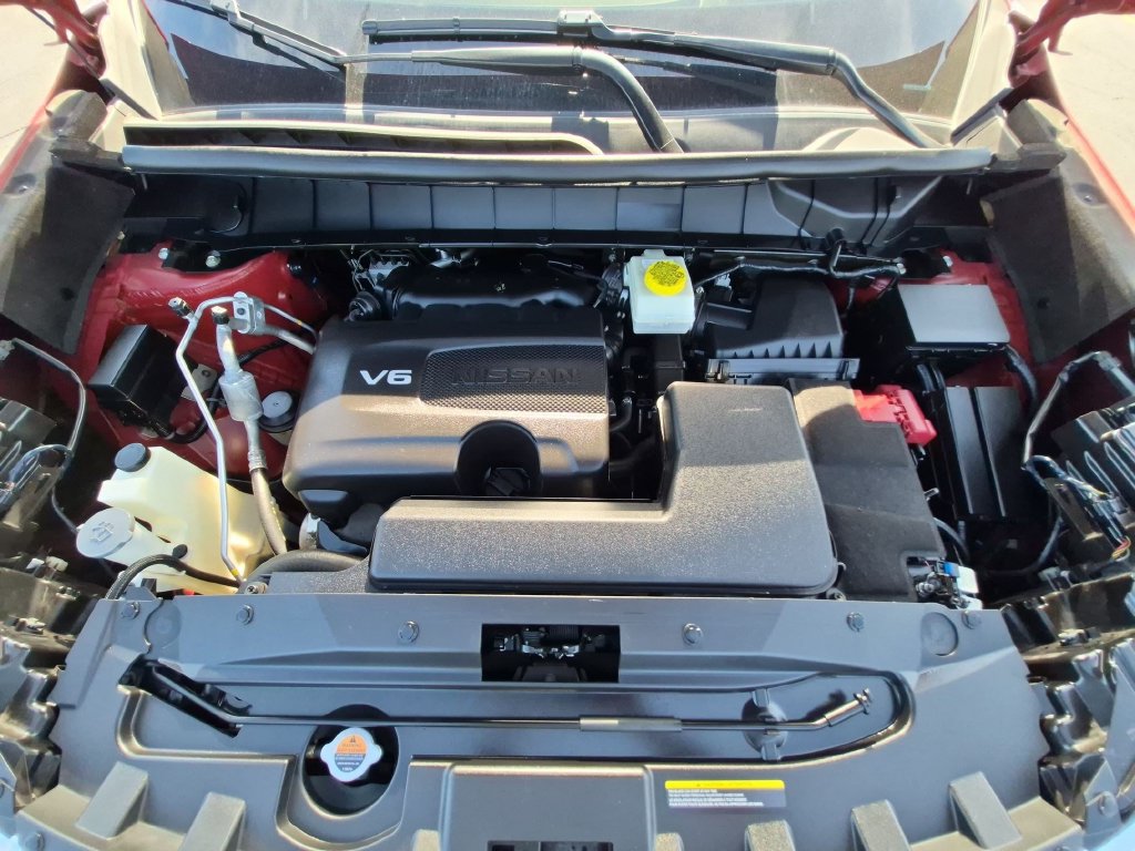 Used 2022 Nissan Pathfinder Platinum w/ Cargo Package FWD image 33