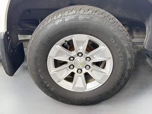 Used 2019 Chevrolet Silverado 1500 LT w/ All-Star Edition image 33