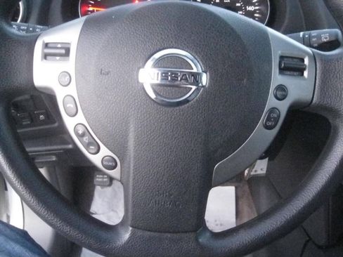 Used 2013 Nissan Rogue S w/ Special Edition Pkg AWD/4WD image 18