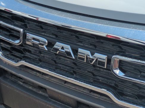 New 2025 RAM ProMaster 2500 w/ Quick Order Package 22G SLT image 23