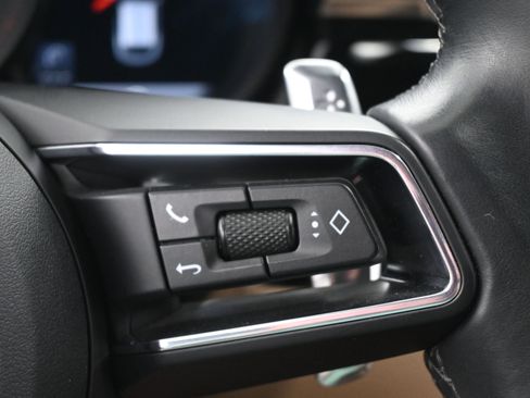 Used 2022 Porsche Macan image 23