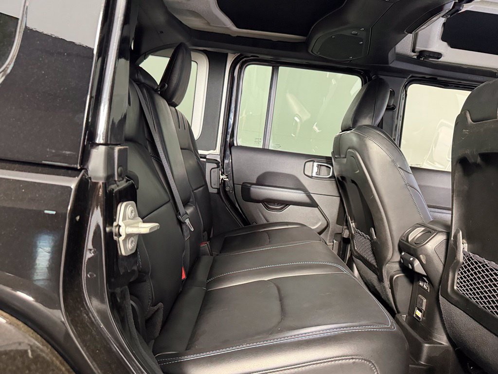 Used 2024 Jeep Wrangler Unlimited Rubicon 4xe AWD/4WD image 18