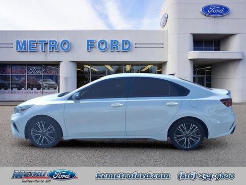 Used 2024 Kia Forte GT-Line FWD image 6