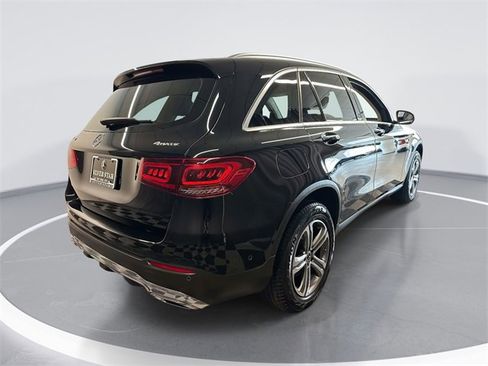 Certified 2022 Mercedes-Benz GLC 300 4MATIC image 4