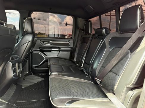 Used 2023 RAM 1500 Laramie AWD/4WD image 17