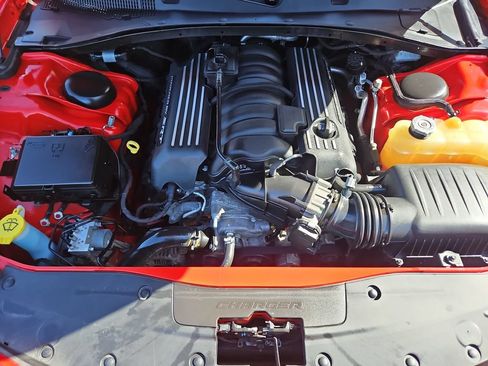 Used 2017 Dodge Charger R/T Scat Pack RWD image 23