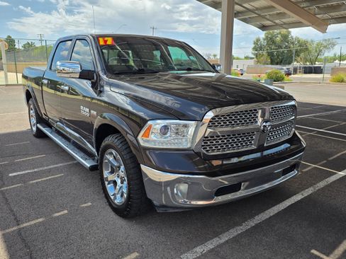 Used 2017 RAM 1500 Laramie w/ Convenience Group RWD image 7