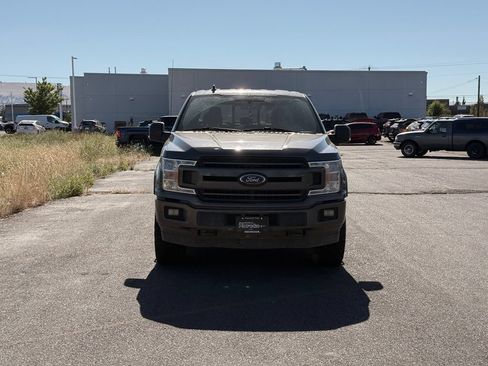 Used 2018 Ford F150 XLT w/ Equipment Group 302A Luxury AWD/4WD image 8