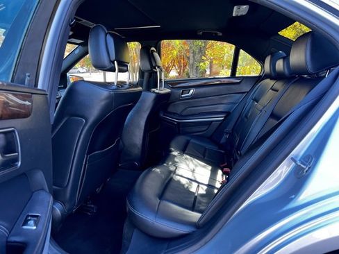 Used 2016 Mercedes-Benz E 350 4MATIC Sedan image 16