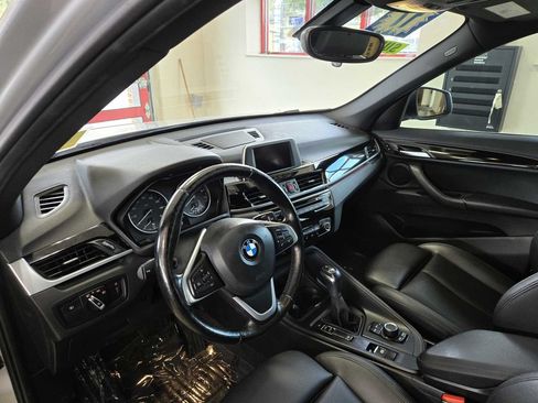 Used 2017 BMW X1 xDrive28i AWD/4WD image 19